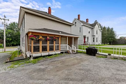 162 College Ave, Waterville, ME 04901