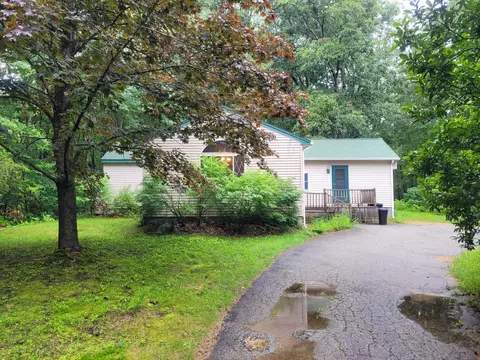 135 Long Swamp Rd, Berwick, ME 03901