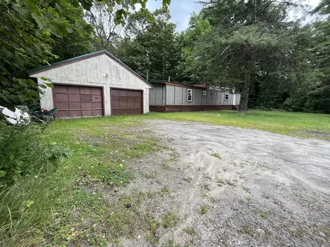 522 Togus Rd, Chelsea, ME 04330