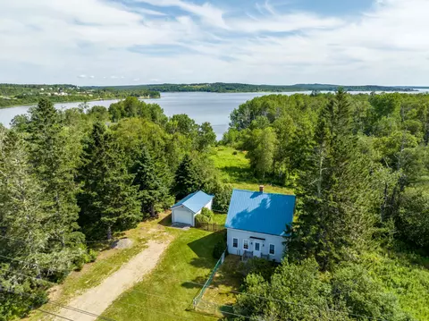 750 Port Rd, Machiasport, ME 04655