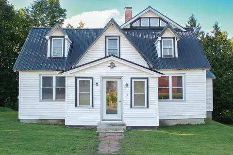 48 River St, Dover Foxcroft, ME 04426 photo 1