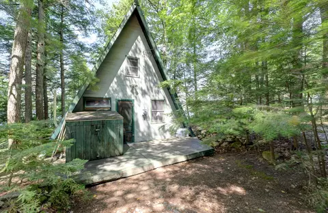 214 Mcgregor Rd, Lincoln, ME 04457