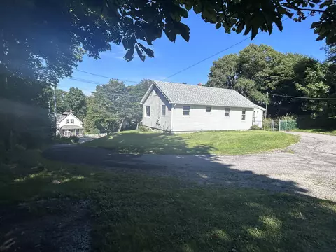 40 Eden St, Bar Harbor, ME 04609