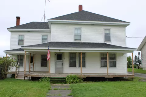 57 Main St, Ashland, ME 04732