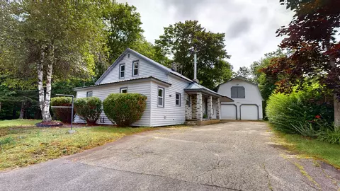 51 Sargent Ave, Lewiston, ME 04240