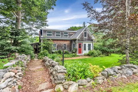 87 Wadsworth Cove Rd, Castine, ME 04421