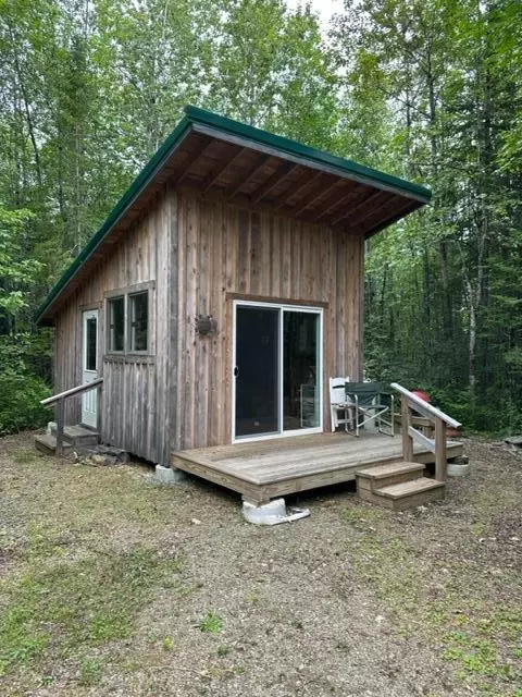 120 Kitchen Hill Rd, Newport, ME 04953
