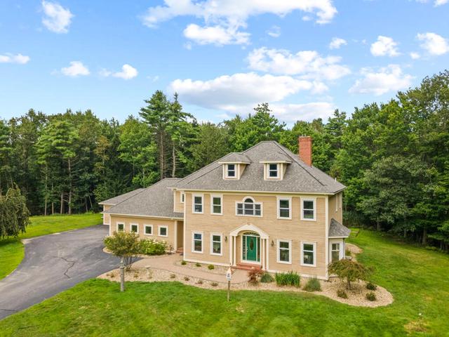21 Caldwell Cir, Lewiston, ME 04240