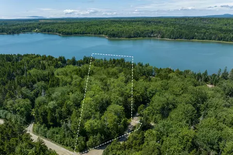 2 Bills Point Way, Steuben, ME 04680