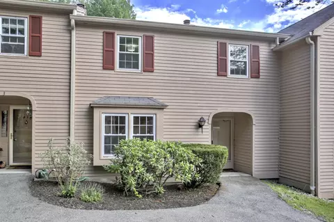 4 Bramhall Ter #4, Portland, ME 04103