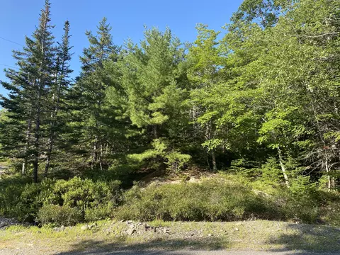 95 Acadian Woods Rd, Bar Harbor, ME 04609