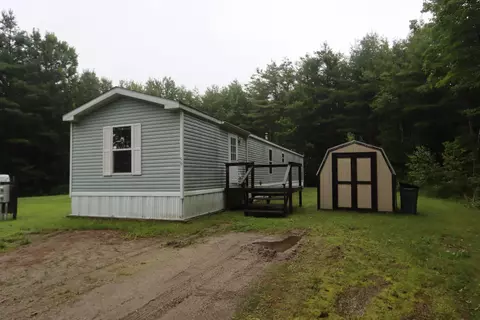 59 Harmony Rd, Topsham, ME 04086