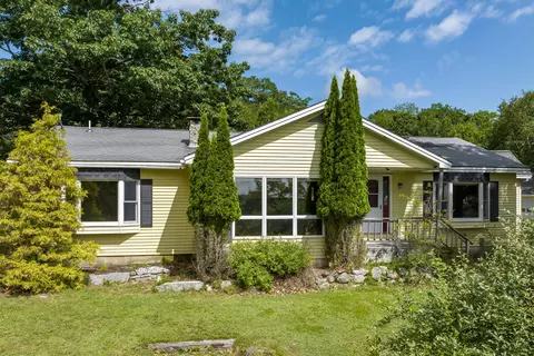 8 Oak Hill Rd, Orland, ME 04472