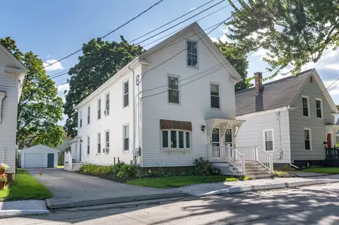 18 New St, Portland, ME 04103