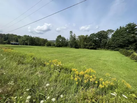 1092 Belfast Rd, Knox, ME 04986
