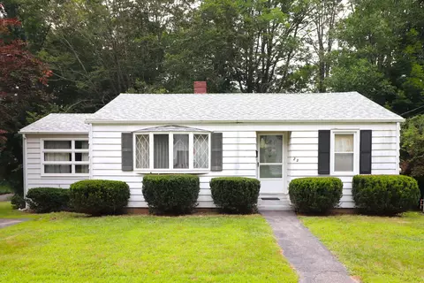 23 George St, Kittery, ME 03904