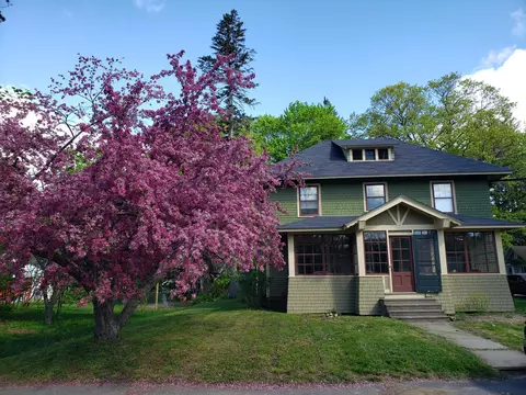 118 Stewart Ave, Farmington, ME 04938