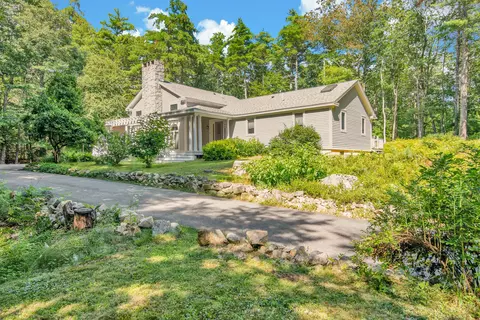 137 York Woods Rd, South Berwick, ME 03908
