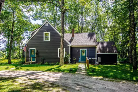8 Beech Hill Rd, Blue Hill, ME 04614