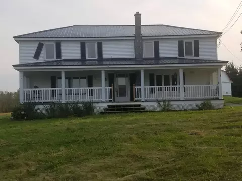 127 Lake Rd, Van Buren, ME 04785