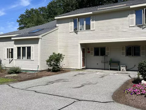 152 Mckeen St #B8, Brunswick, ME 04011