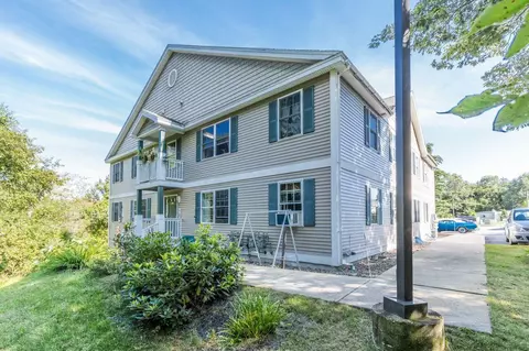 11 Meadow View Dr #G, Sanford, ME 04073