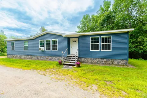 7 Parlin Rd, Phillips, ME 04966
