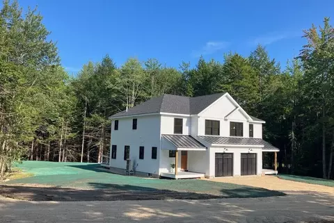 9 Timber Creek Dr #2, Falmouth, ME 04105