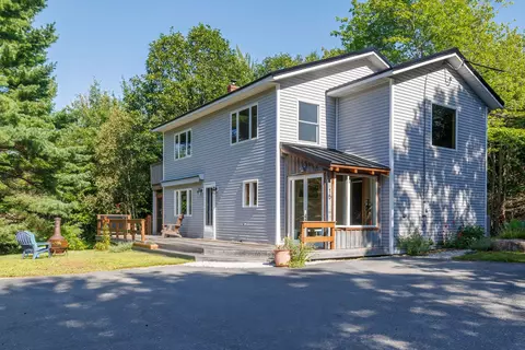 15 Evergreen Ln, Bar Harbor, ME 04609