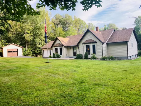 134 Beech Hill Rd, Norridgewock, ME 04957
