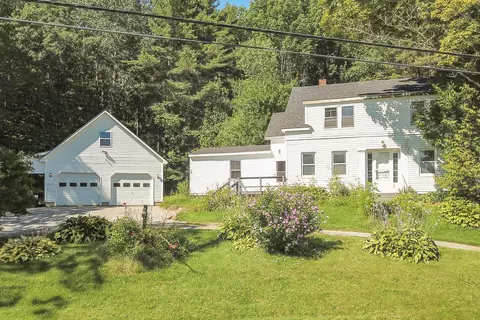 300 Vinal St, Rockport, ME 04856