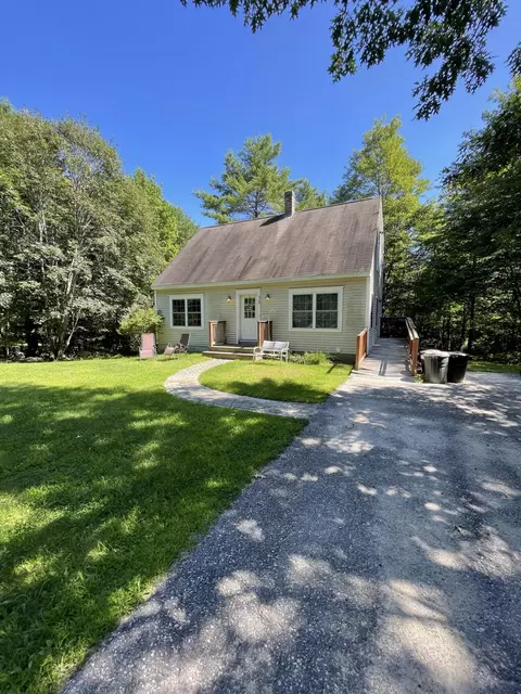 38 Mountain View Rd, Naples, ME 04055