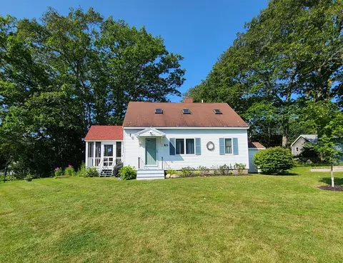 85 Bradley Hill Rd, New Harbor, ME 04554