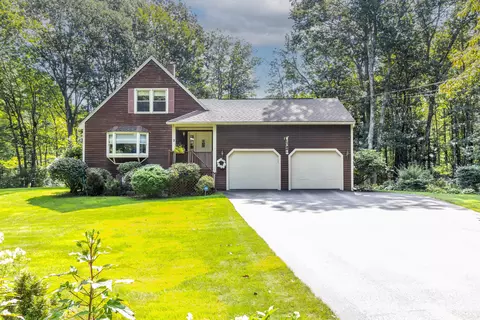 3 Ashwood Dr, Saco, ME 04072