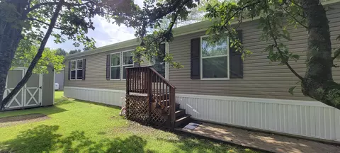 14 Karen Ln, Brunswick, ME 04011