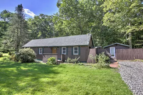 1454 Old Augusta Rd, Waldoboro, ME 04572