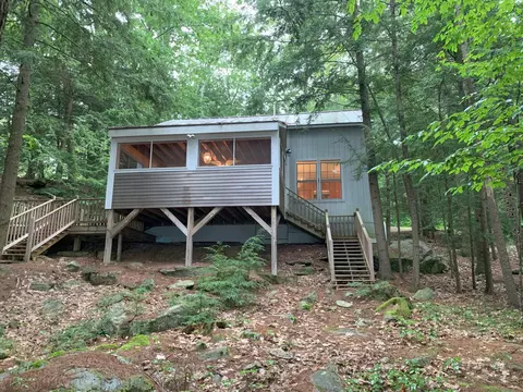 323 Bald Head Island West Rd, Palermo, ME 04354