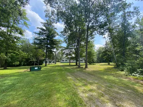 226 Townhouse Rd, Kenduskeag, ME 04450