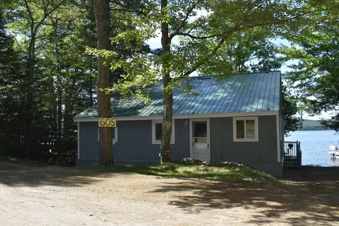 605 Phinney Farm Rd, Lincoln, ME 04457