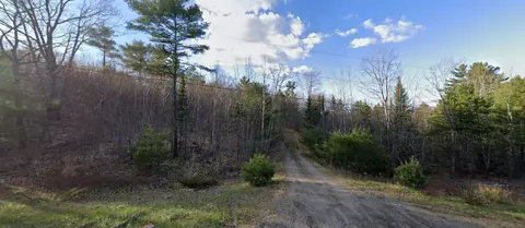668 Rockland Rd, Somerville, ME 04348