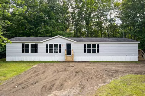 815 Fuller Rd, Carmel, ME 04419