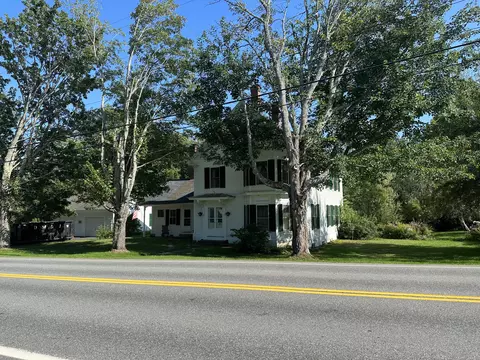 2909 Western Ave, Newburgh, ME 04444