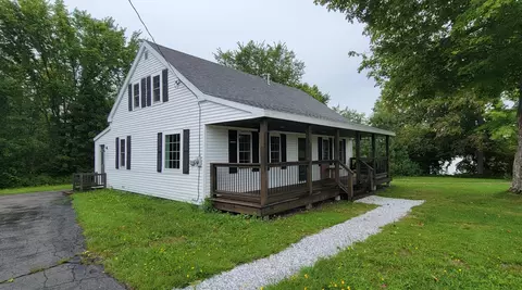 80 Old County Rd, Pembroke, ME 04666