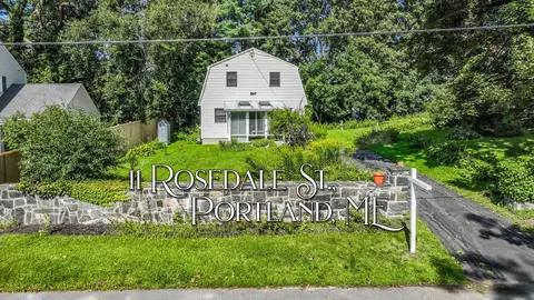 11 Rosedale St, Portland, ME 04103