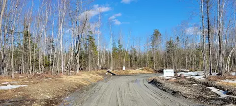 50 Curtis Rd, Pittsfield, ME 04967