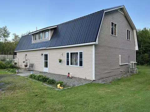 422 Corinth Rd, Hudson, ME 04449