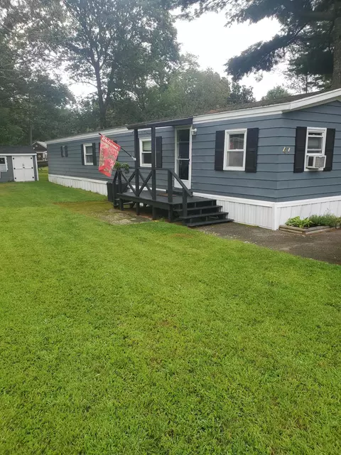 47 Caincrest Rd, York, ME 03909