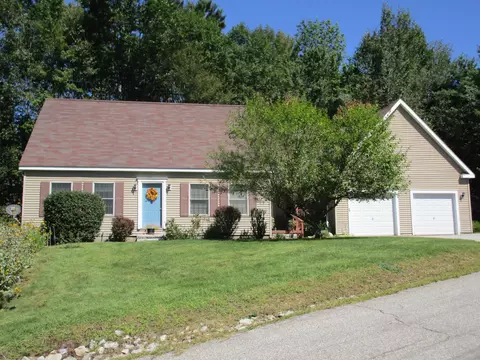 4 Clifford Ct, Paris, ME 04281