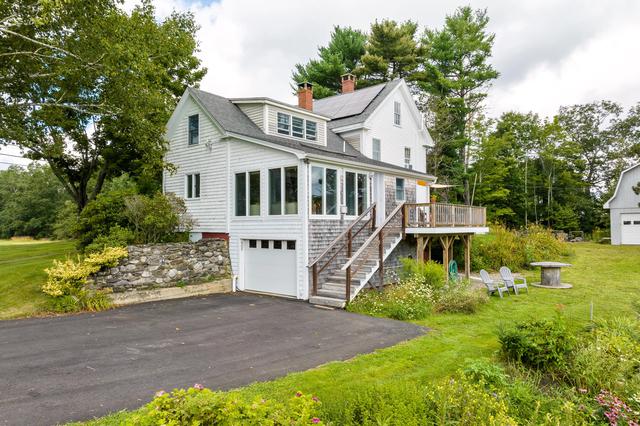 86 School St, Damariscotta, ME 04543