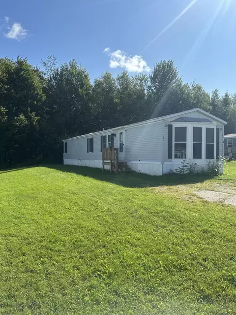 6 Bearberry Road Rd, Franklin, ME 04634